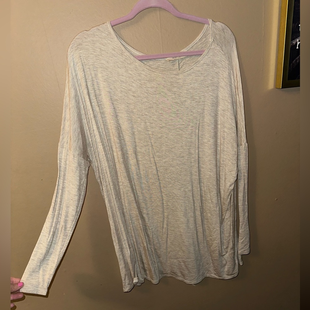 Neutral top
